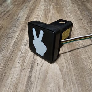 3D Printed LED Peace Sign Hitch Cover – Two-Finger Brake Light Symbol for Trucks & SUVs