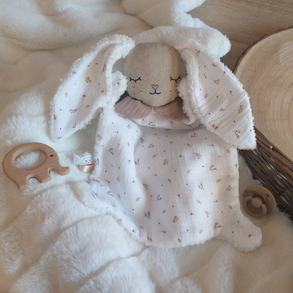 Doudou lapin personnalisé , doudou naissance