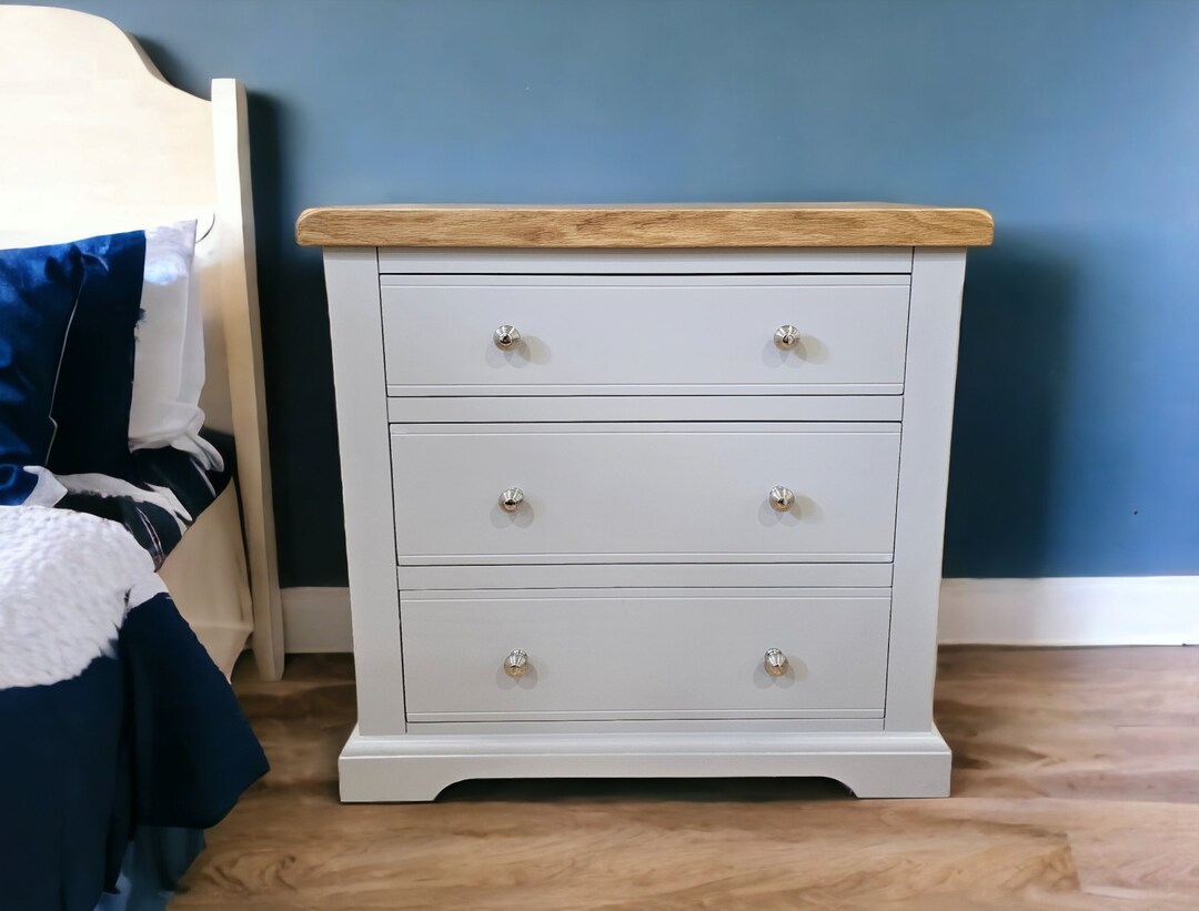 Grofurniture Painted Small Chest of Drawer, 3 Drawer Chest, Hand