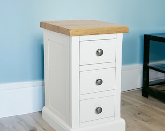GROFurniture White Bedside Cabinet with Oak Top, Painted Nightstand, Hand Painted Bedside Table, Bedside Drawers, Side Table