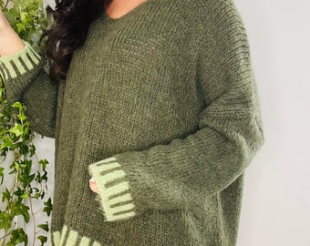 Made in Italy V-Neck Oversized Chunky Jumper Sweater With Contrast Stitching. Khaki. One size 8-14