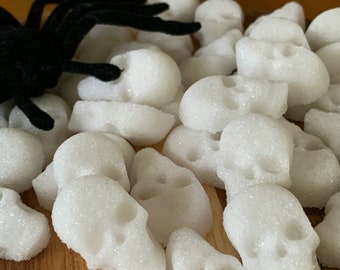 80 white sugar skulls