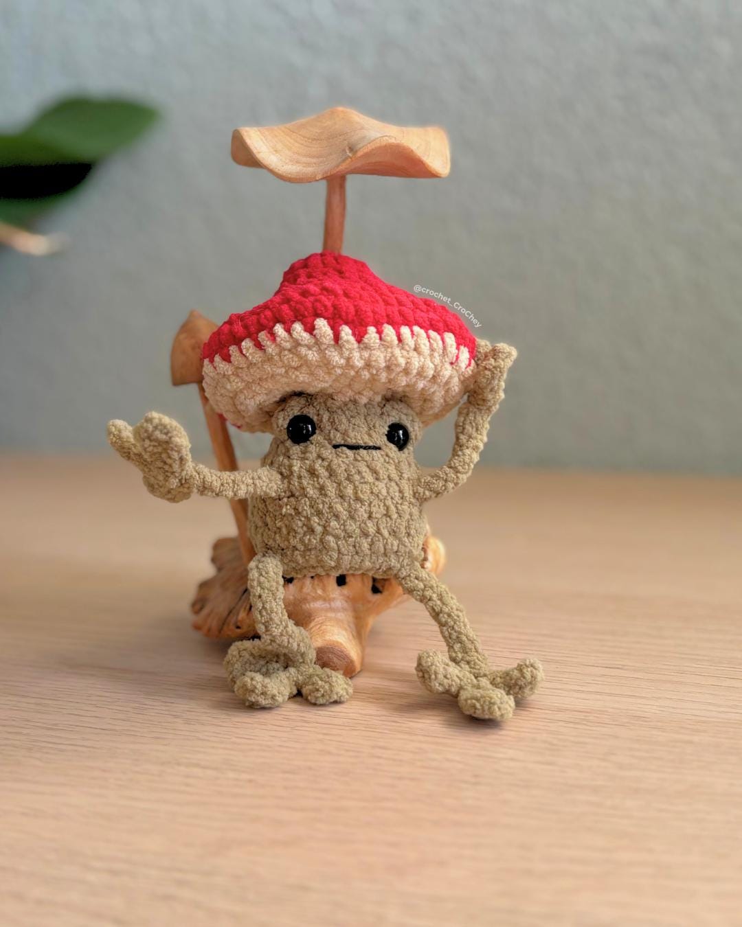 No-sew Mushroom Frog Crochet Pattern, Poppable Hood Leggy Limbs