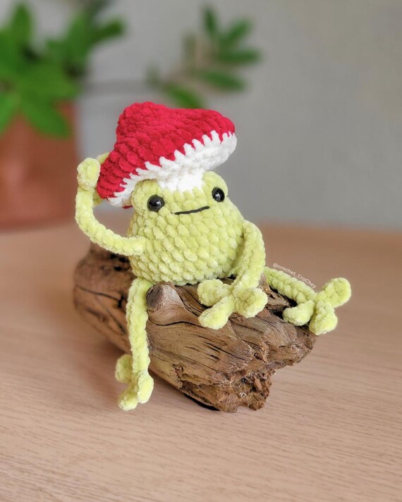 No-sew Mushroom Frog Crochet Pattern, Poppable Hood Leggy Limbs