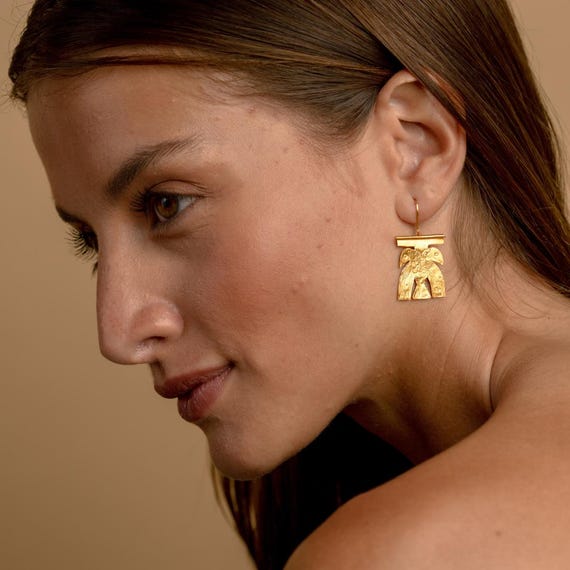 Boucles D'oreilles Pendantes Tête D'aigle Avec Pierre - Plaqué Or, Occasion