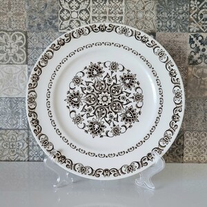 Set of 3 Wood & Sons Canterbury dinner plates/ white and brown / collectable / floral motif