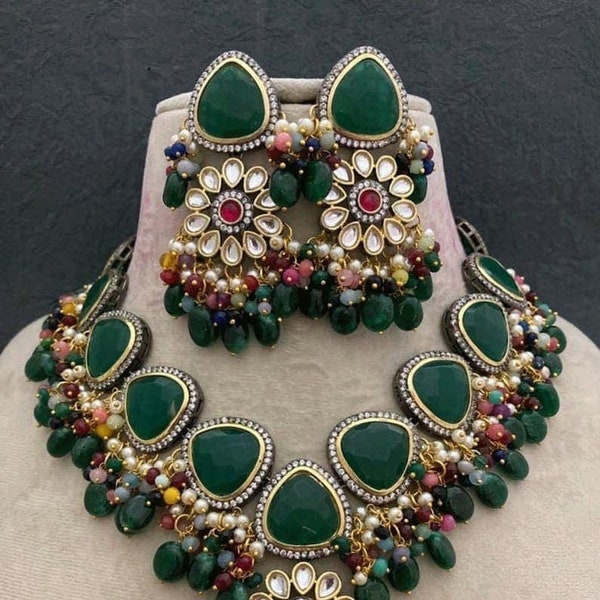 Deepika Padukone Choker/ Indian Jewelry/Sabyasachi Necklace/ Emerald Indian Choker/ Indian Necklace/Bollywood Jewelry/