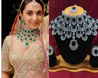 Conjunto de collar de gargantilla de diamantes americano exclusivo de KIARA Advani con pendiente y collar nupcial de diseñador combinado Maangtikka Joyería de moda,