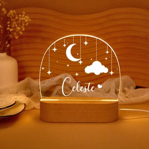 Veilleuse lune et étoile personnalisée bébé, veilleuse nuages personnalisée avec nom, veilleuse de chambre de bébé, cadeau nouveau-né, cadeaux de Noël image 1