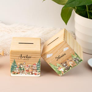 Hucha de madera con nombre para niños, hucha personalizada con forma de cerdito navideño, regalo de cumpleaños para niños, decoración de guardería.