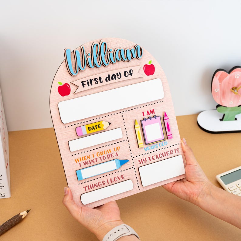 Cartello personalizzato per il primo giorno di scuola, cartello per il ritorno a scuola, cartello per il primo giorno di scuola materna, cartello per il primo e l'ultimo giorno di scuola (accessorio fotografico) immagine 4