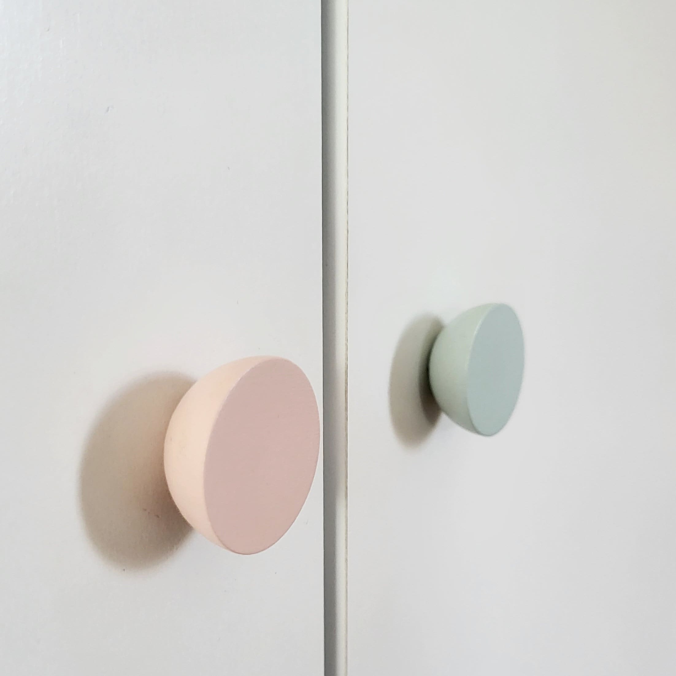 Kids room round drawer knobs I Colorful furniture accessories for nursery, kids room I More colors