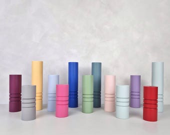 ストライプ柄のキャビネット脚：IKEA用のカラフルな家具脚