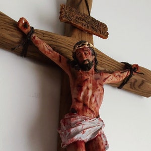 Realistic Crucifix Christ Wound for Meditation- The Passion of the Christ Cross 19.7 inches/50 cm - Hand Carved Crucifix - Religious Gifts