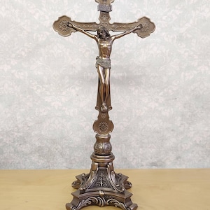 Standing Crucifix - Ornate Lightweight Cross with Jesus - Christian Home Altar Decor - Catholic Gift - Covered Bronze Cross of the Christ