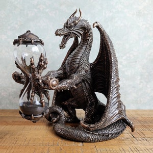 Dragon Hourglass Timekeeper 5-Minute Dragon Figurine Sculpture for Fantasy Lovers