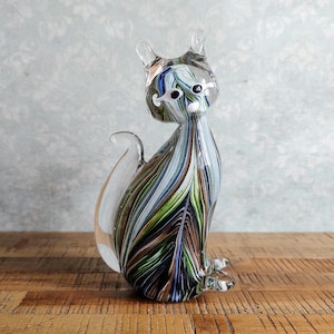 Murano-Style Glass Cat Sculpture - Italian Art, Ideal Cat Lovers Gift, Artistic Glass Figurine for Cat Decoration and Collection