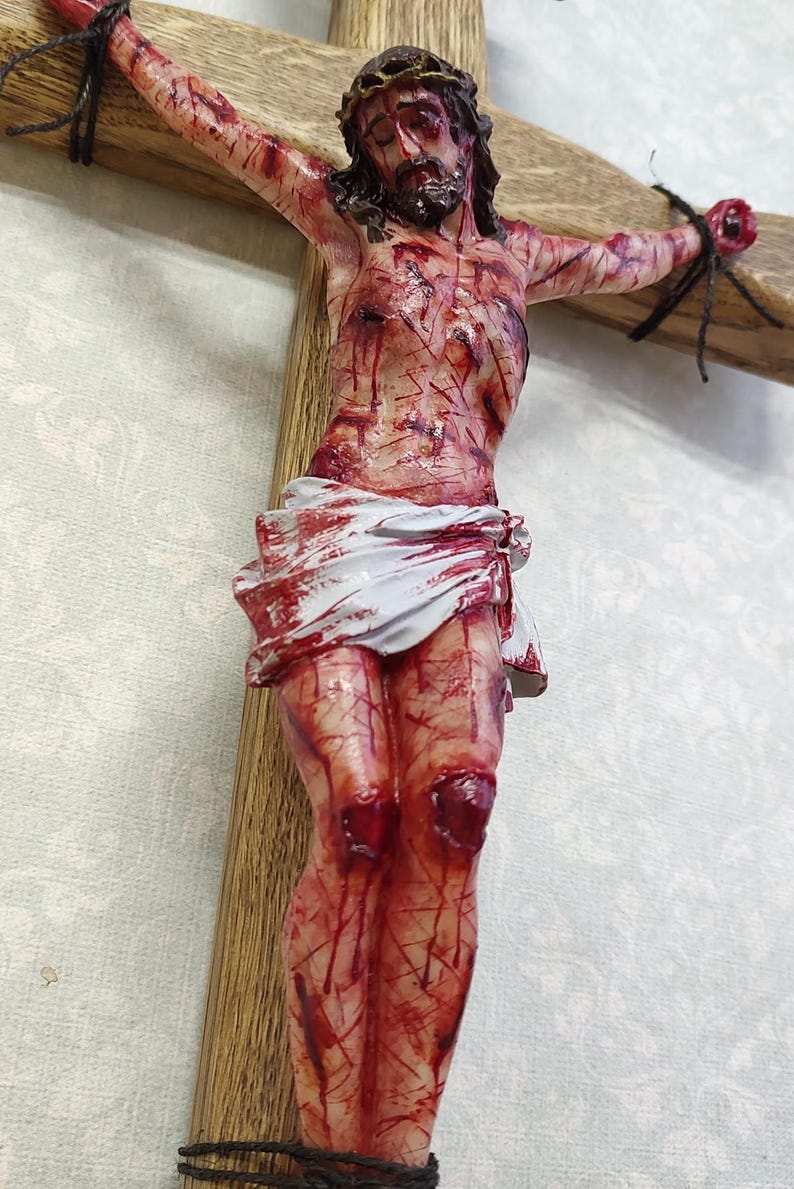 Crucifijo de Jesús, La Pasión de Cristo, Arte católico realista hecho a mano, Regalo religioso imagen 9