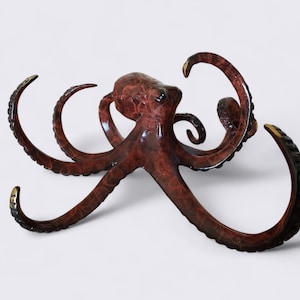 Limited Edition Bronze Octopus Sculpture - Handcrafted Marine Art Collectible with Detailed Tentacles - Luxury Ocean Décor Bronze Sculpture