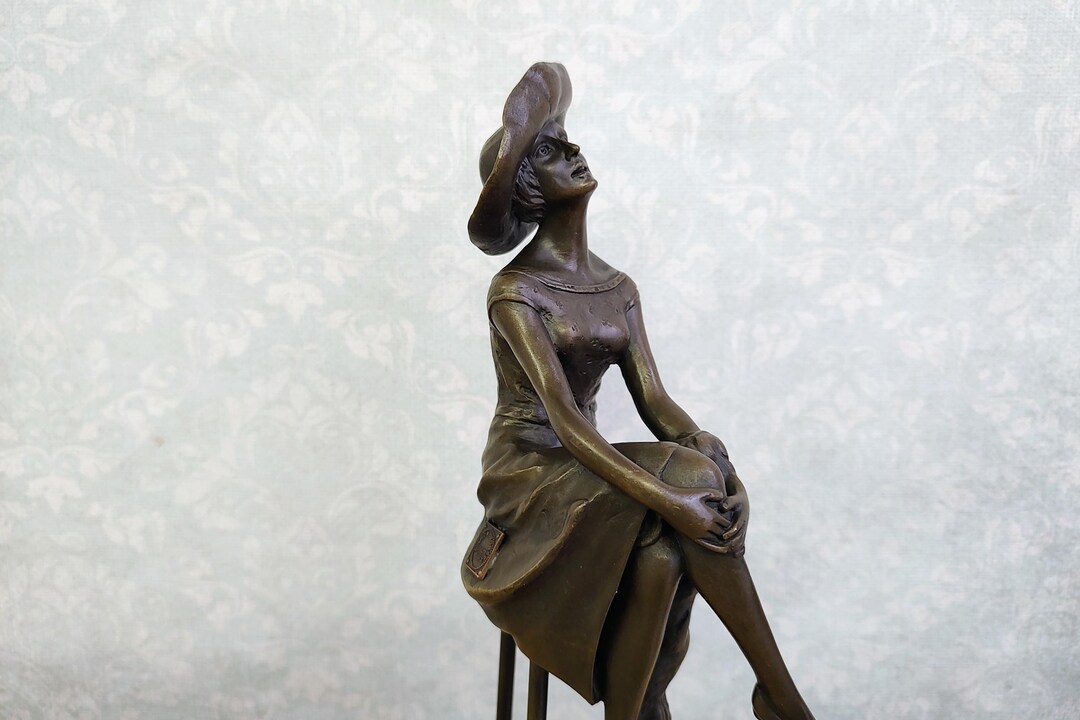 D.H Chiparus ブロンズ像「椅子に座る婦人像」 【公式通販】