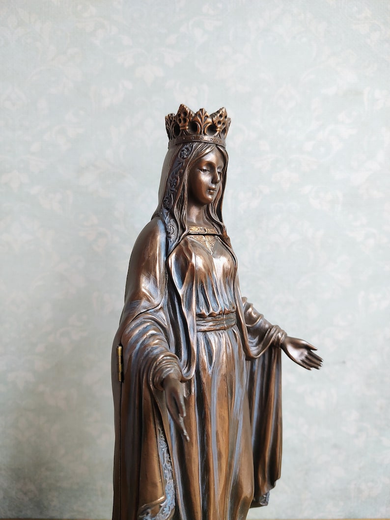 Tríptico de la Virgen María para altar doméstico: Polystone con baño de ...