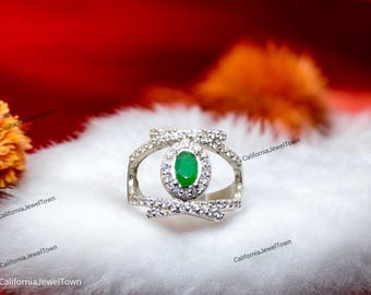 Vintage Emerald Engagement Ring, Emerald Halo Ring, Bridal Wedding Ring, Moissanite Anniversary Ring, Dainty Stacking Emerald Ring For Women