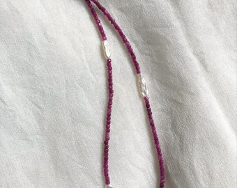 Natürliche Rubin Halskette, Süßwasserperlen, Choker