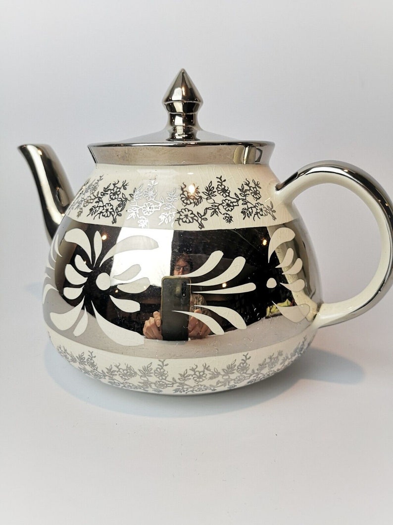 Gibson Staffordshire Tea Pot, Made in England, Gibsons Staffordshire