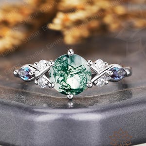 Round Green Moss Agate Engagement Ring 14K Gold Unique moissanite Anniversary Ring For Her weeding ring dainty Alexandrite Ring Jewelry Gift
