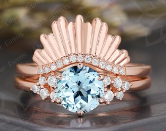 Anello Sunburst Anello di fidanzamento rotondo con acquamarina naturale Set di anelli di promessa in oro rosa 10 carati con moissanite Set di anelli Sunbeam Set di anelli impilabili con gemma blu