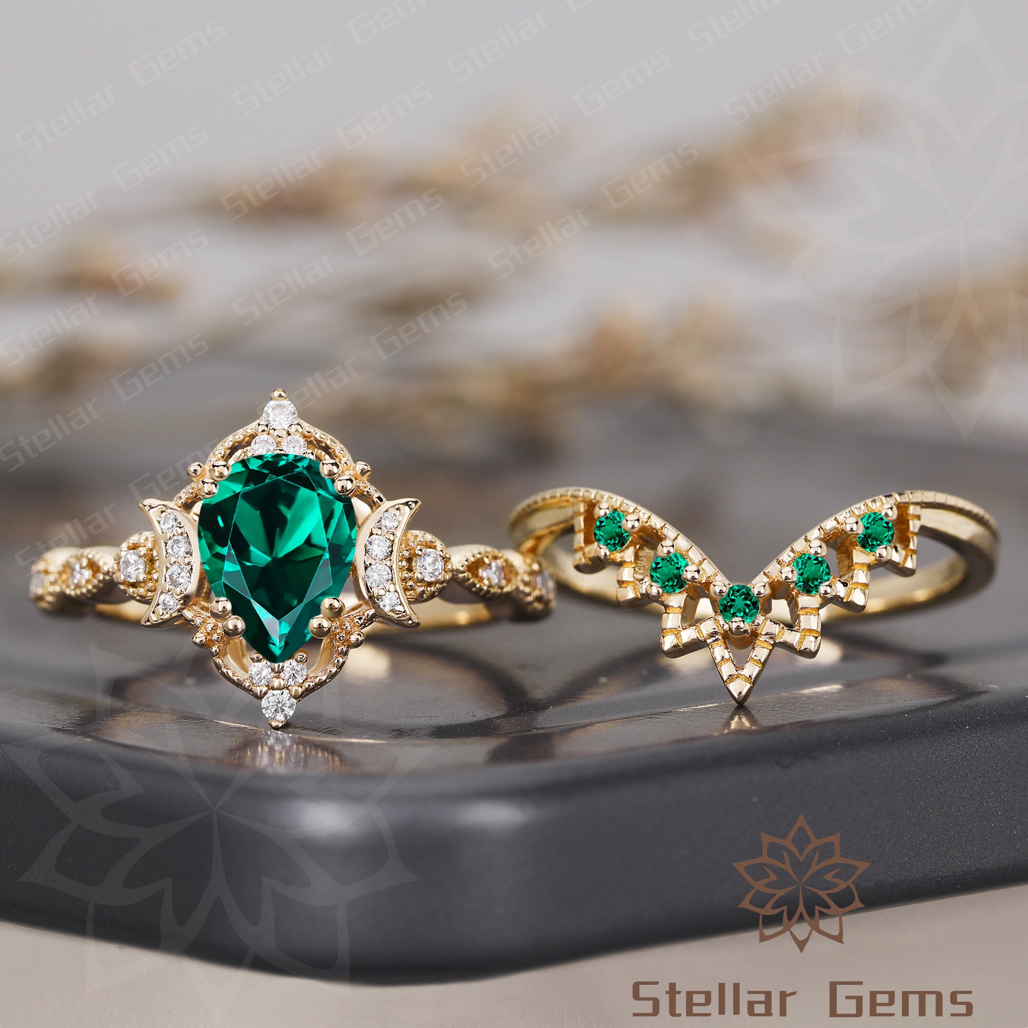 10K Solid Gold Emerald Ring Pear Lab Created Emerald Bridal Ring Set