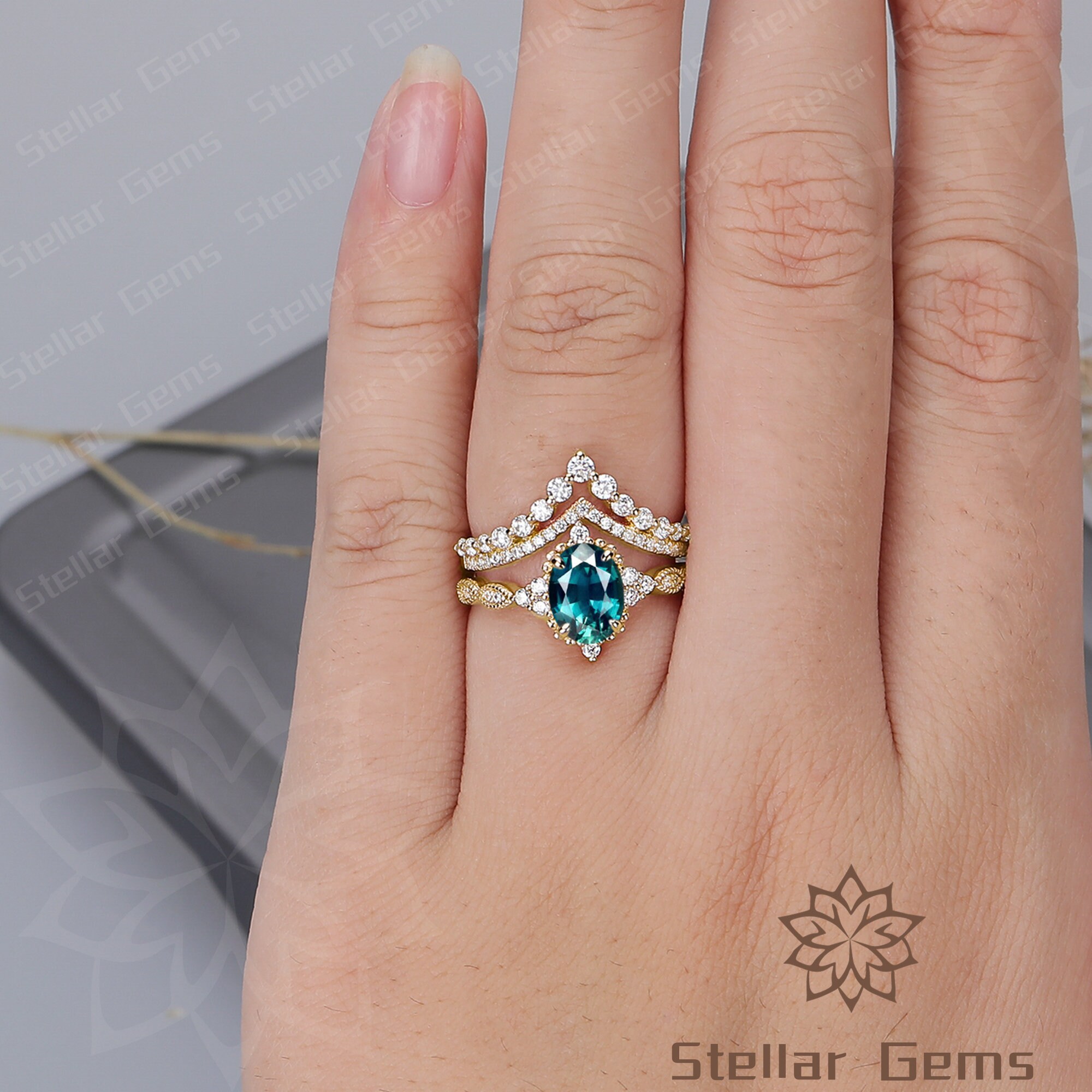 14Kイエローゴールドオーバルラボクリエイトティールサファイア