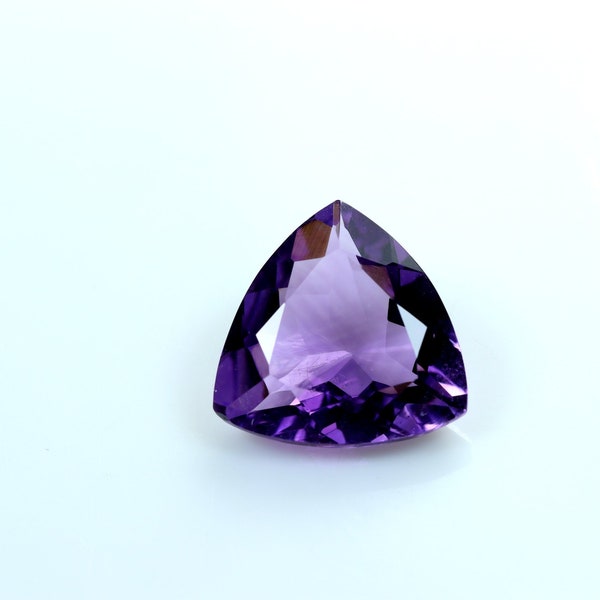 100 % Natural Amethyst  / Ring size Stone / Trillion Stone /Trillion shape  Stone / Beautiful  Stone / Good Quality Stone / Gift For Her