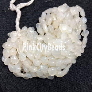 Chalcedony T Drilled Heart Shape Beads/ Jewelry Making Craft/ White Chalcedony Smooth Gemstone Beads/ 11-16mm/ 8 Inch Strand