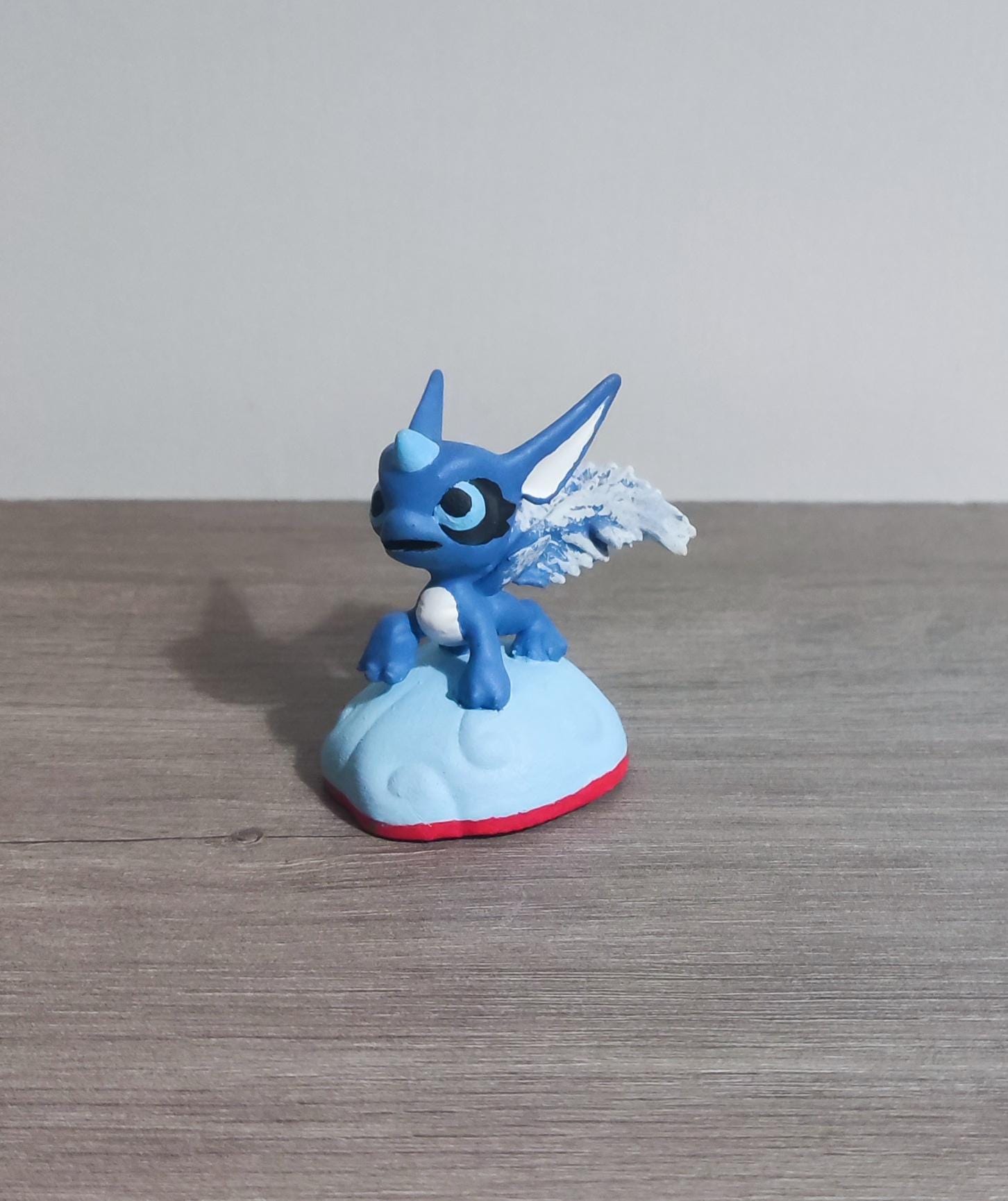 スプレーアート『Skylander』 100% Playable Skylander Breeze 3D Printed Figure NFC - Etsy