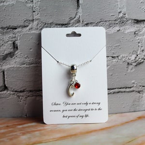 Collar de hermana personalizado, collar personalizado, collar con dije de piedra de nacimiento, regalo, calcetín familiar, linda joyería, letra familiar