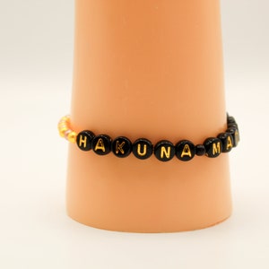 Hakuna Matata Bracelet, Stretchy Bracelet, Bead Bracelet, Quote Bracelet, Sister Friend Family Gift Present Festival Disney Lion King
