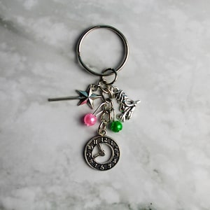 Wicked keychain - Etsy 日本