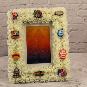 Inspirational Quote Photo Frame, Artificial Flower Photo Frame, Floral Picture Frame Home Decor Any Occasion Family Gift Friendship Memories