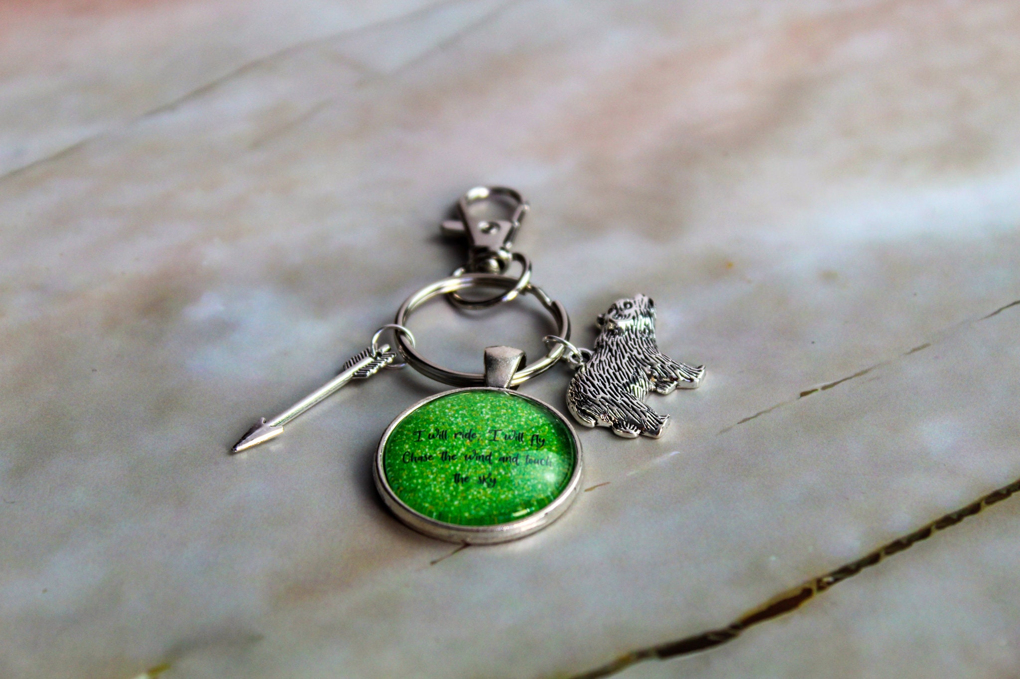 勇敢なバッグチャーム、クマのキーリング、弓矢のキーチェーン、バッグ