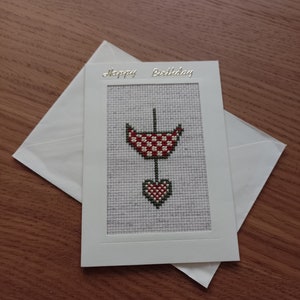 Carte de joyeux anniversaire au point de croix, carte faite main pour petit garçon.