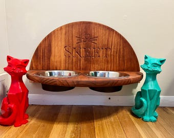 Modern Elevated Wall-Mounted Personalized Pet Feeder for Cats Dogs | Space-Saving Home Decor & Gift | Floating Design with Custom Name -