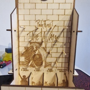 Apribottiglie da parete dei pink floyd.file svg DXF, ai..