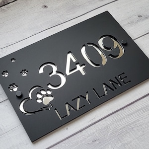 HOUSE DOOR SIGN | Home Address Sign | Dog House Sign | 195mm x 130mm | 230mm x 155mm | 290mm x 190mm