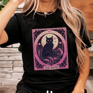 Camiseta de gato del Tarot Lunar, camiseta de gato gótico brujo, gráfico de estética oculta, regalo de gato negro celestial, camiseta de carta de tarot mística