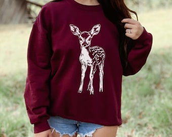 Hjorttröja | Woodland Fawn Crewneck-tröja med naturinspirerad djurmotiv