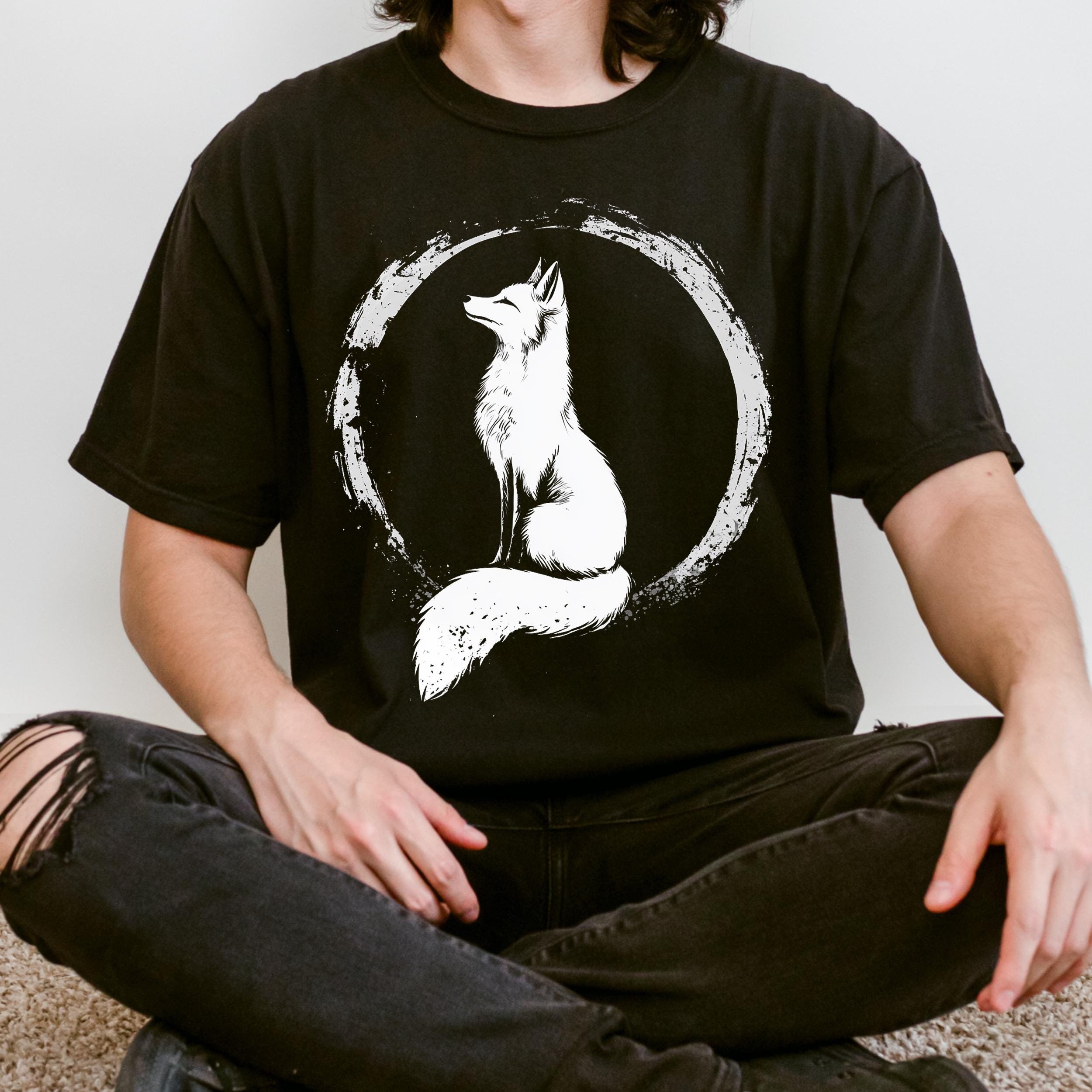 Fox Zen Circle Shirt – Minimalist Japanese Style White Fox Graphic Tee