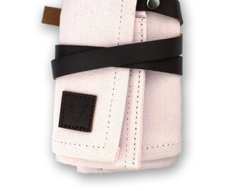 Uhrenrolle Waxed Canvas Rosa | Uhrenaufbewahrung für bis zu 4 Uhren | Schmuck Rolle Hellrosa