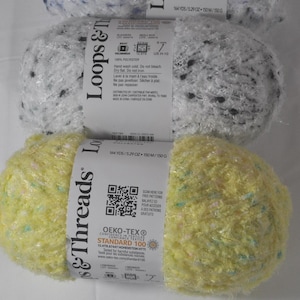 Loops & Threads Cozy Boucle Yarn: Bulky Weight 5, 100% Polyester