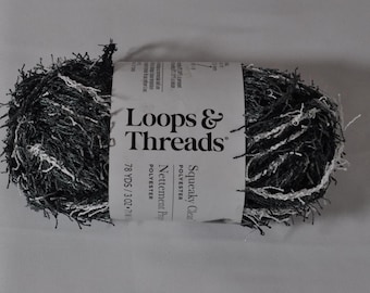 Loops and Threads Squeaky Clean Scrubby Yarn 78 Yards of Polyester Great for Crochet and Knit Scrubbies and more Newsprint Black & White